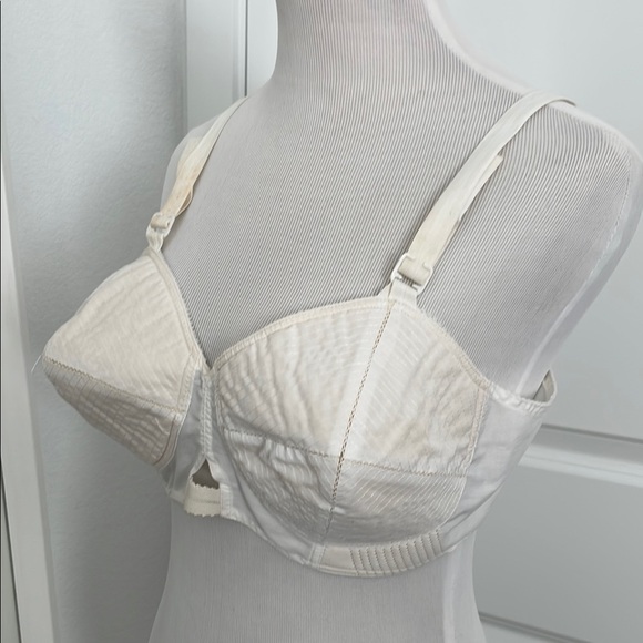 Other - Vintage “Bullet” Bra